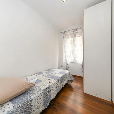Apartment Aldora