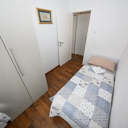 Aldora Apartment Zadar