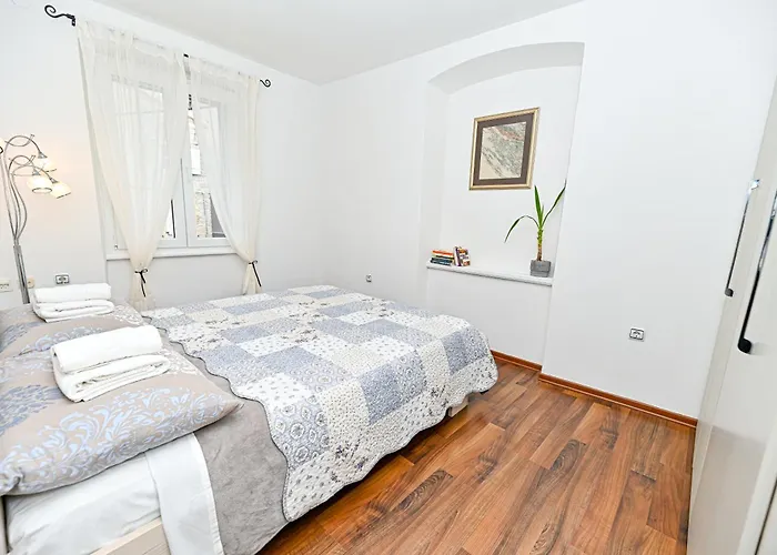 Aldora Apartamento Zadar