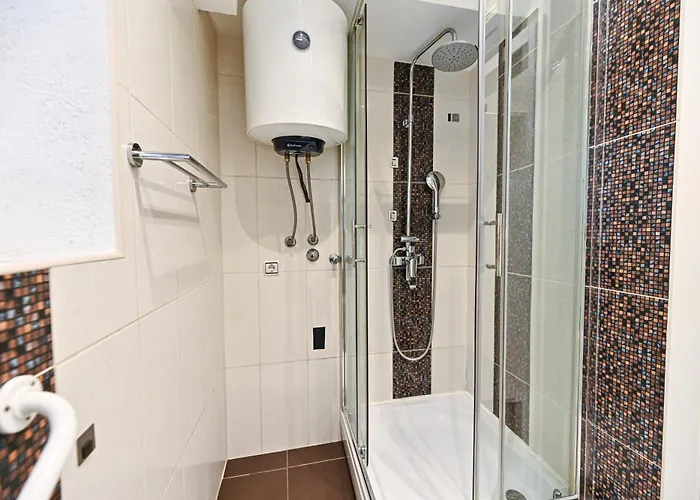 Aldora Apartament *