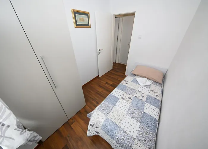 Aldora Apartamento Zadar